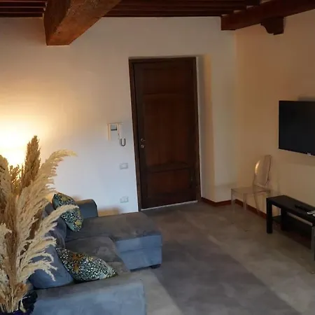 Ferienwohnung Loft Moderno Ubicato Nel Centro Storico Di Lucca Exterior foto