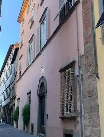 Ferienwohnung Loft Moderno Ubicato Nel Centro Storico Di Lucca Exterior foto