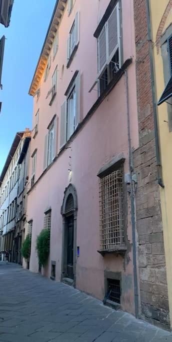 Apartment Loft Moderno Ubicato Nel Centro Storico Di