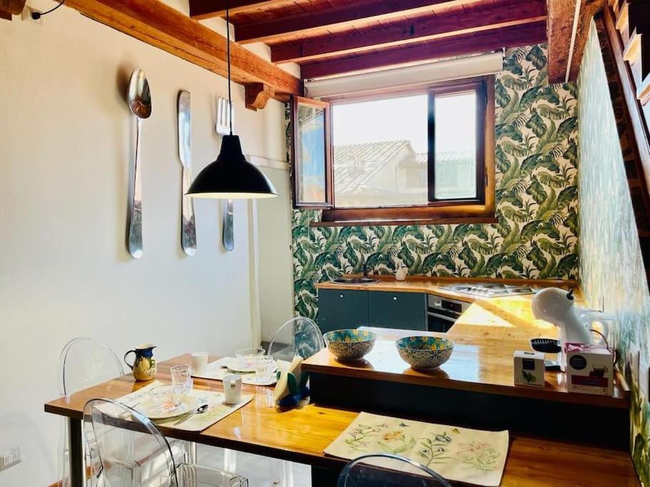 Apartment Loft Moderno Ubicato Nel Centro Storico Di Lucca